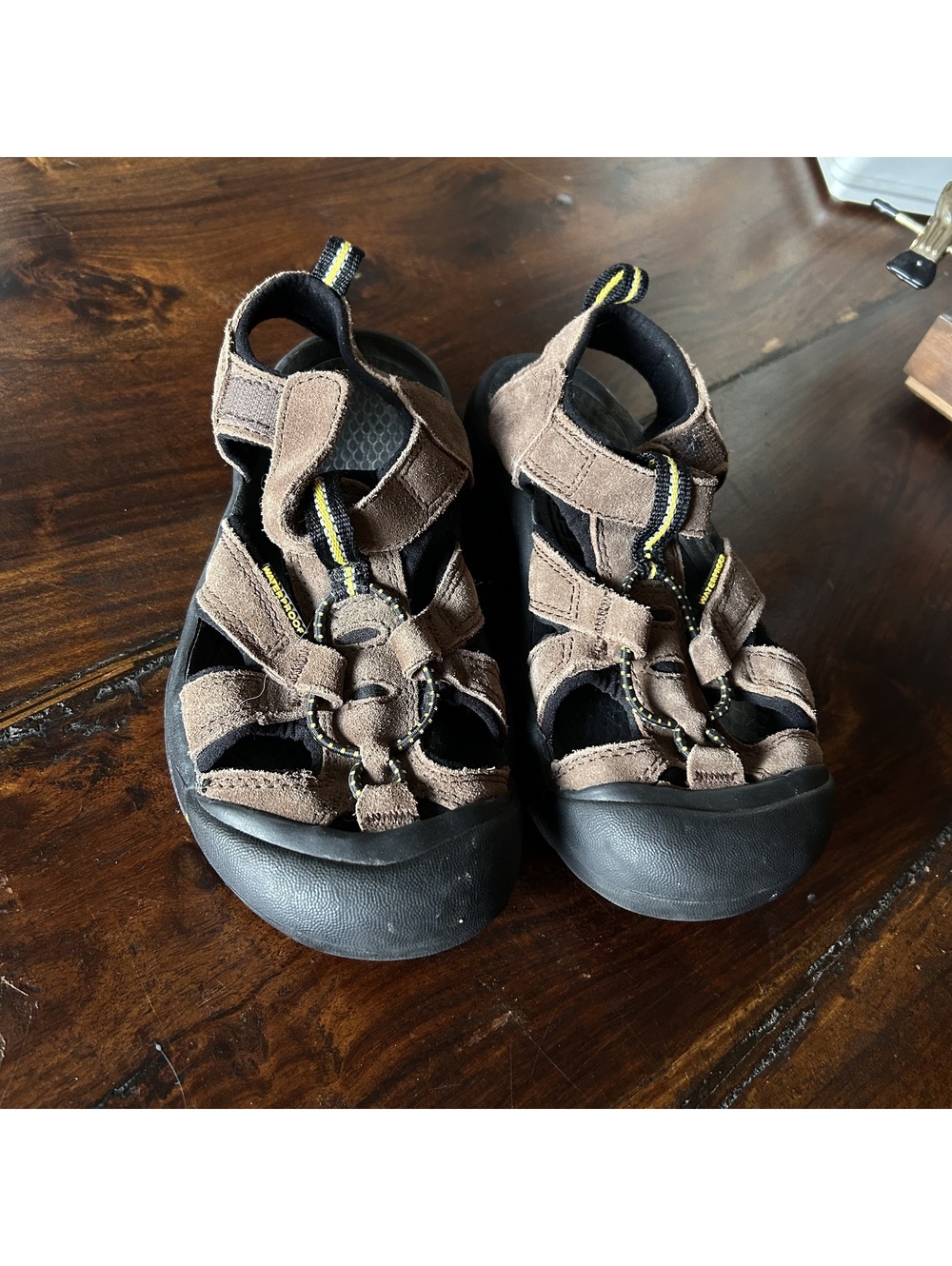 KEEN Kids Newport Hiking Sandals Size 2 Youth Brown